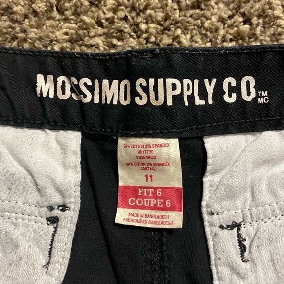 Mossimo SUPPLY CO | Women’s Black Shorts - Picture 3 of 4
